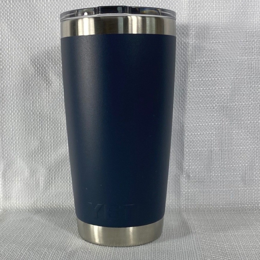 YETI Rambler 20 oz Tumbler Navy Blue Stainless Steel Vacuum Insulated MagSlider